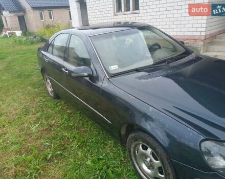 Синій Мерседес С Клас, об'ємом двигуна 3.2 л та пробігом 400 тис. км за 3500 $, фото 3 на Automoto.ua