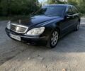 Синій Мерседес С Клас, об'ємом двигуна 4.3 л та пробігом 450 тис. км за 2891 $, фото 1 на Automoto.ua