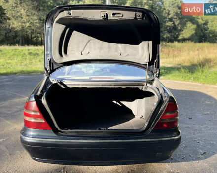 Синий Мерседес С Класс, объемом двигателя 3.22 л и пробегом 349 тыс. км за 5900 $, фото 11 на Automoto.ua