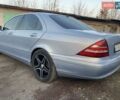 Синій Мерседес С Клас, об'ємом двигуна 3.2 л та пробігом 260 тис. км за 5820 $, фото 3 на Automoto.ua