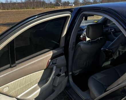 Синій Мерседес С Клас, об'ємом двигуна 3.2 л та пробігом 409 тис. км за 4200 $, фото 2 на Automoto.ua