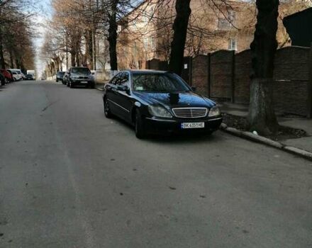 Синий Мерседес С Класс, объемом двигателя 3.2 л и пробегом 365 тыс. км за 5000 $, фото 6 на Automoto.ua