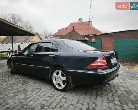 Синій Мерседес С Клас, об'ємом двигуна 3.2 л та пробігом 360 тис. км за 5800 $, фото 3 на Automoto.ua