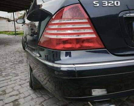 Синій Мерседес С Клас, об'ємом двигуна 3.2 л та пробігом 360 тис. км за 5800 $, фото 4 на Automoto.ua