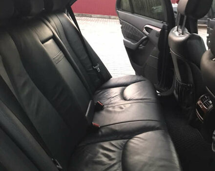 Синий Мерседес С Класс, объемом двигателя 3.7 л и пробегом 410 тыс. км за 4300 $, фото 9 на Automoto.ua