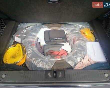 Синий Мерседес С Класс, объемом двигателя 5.5 л и пробегом 350 тыс. км за 11300 $, фото 43 на Automoto.ua