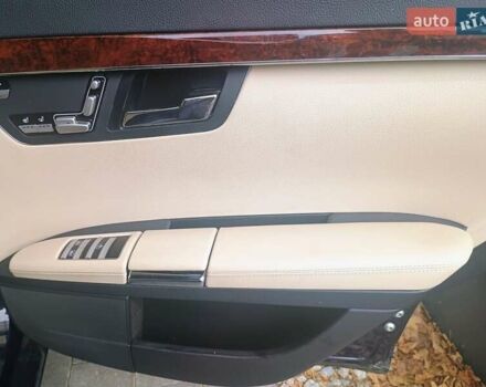 Синий Мерседес С Класс, объемом двигателя 5.5 л и пробегом 350 тыс. км за 11300 $, фото 22 на Automoto.ua