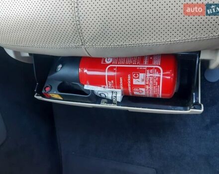 Синий Мерседес С Класс, объемом двигателя 5.5 л и пробегом 350 тыс. км за 11300 $, фото 95 на Automoto.ua