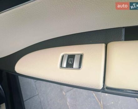 Синий Мерседес С Класс, объемом двигателя 5.5 л и пробегом 350 тыс. км за 11300 $, фото 15 на Automoto.ua