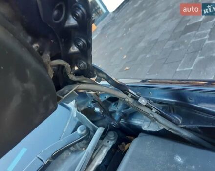 Синий Мерседес С Класс, объемом двигателя 5.5 л и пробегом 350 тыс. км за 11300 $, фото 96 на Automoto.ua