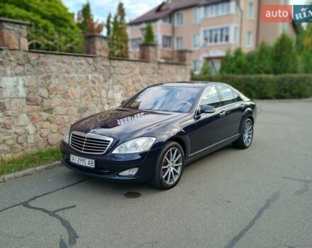 Синий Мерседес С Класс, объемом двигателя 5.5 л и пробегом 350 тыс. км за 11300 $, фото 63 на Automoto.ua