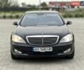 Синий Мерседес С Класс, объемом двигателя 3 л и пробегом 450 тыс. км за 8000 $, фото 1 на Automoto.ua