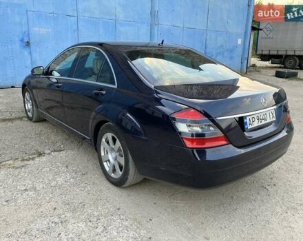 Синий Мерседес С Класс, объемом двигателя 2.99 л и пробегом 328 тыс. км за 13800 $, фото 3 на Automoto.ua