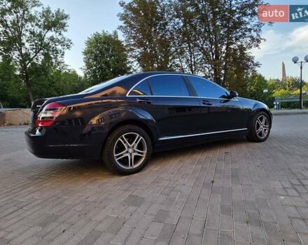 Синий Мерседес С Класс, объемом двигателя 5.46 л и пробегом 288 тыс. км за 8599 $, фото 6 на Automoto.ua