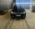 Синий Мерседес С Класс, объемом двигателя 5.5 л и пробегом 320 тыс. км за 15000 $, фото 4 на Automoto.ua