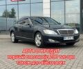 Синий Мерседес С Класс, объемом двигателя 3 л и пробегом 240 тыс. км за 10500 $, фото 1 на Automoto.ua