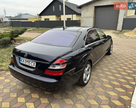 Синий Мерседес С Класс, объемом двигателя 5.46 л и пробегом 190 тыс. км за 9850 $, фото 9 на Automoto.ua