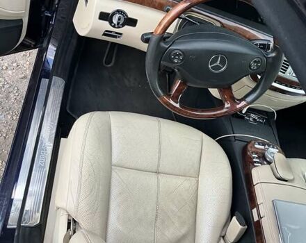 Синий Мерседес С Класс, объемом двигателя 2.99 л и пробегом 328 тыс. км за 13800 $, фото 4 на Automoto.ua