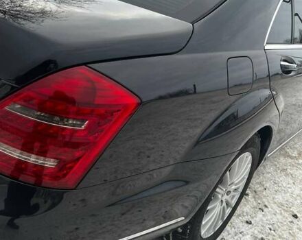 Синий Мерседес С Класс, объемом двигателя 2.99 л и пробегом 290 тыс. км за 17000 $, фото 13 на Automoto.ua