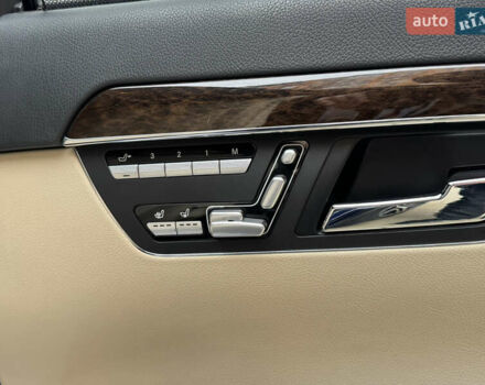 Синий Мерседес С Класс, объемом двигателя 2.14 л и пробегом 151 тыс. км за 22000 $, фото 24 на Automoto.ua