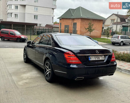Синий Мерседес С Класс, объемом двигателя 2.14 л и пробегом 151 тыс. км за 22000 $, фото 3 на Automoto.ua