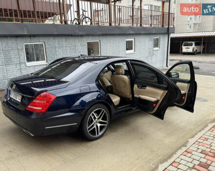 Синий Мерседес С Класс, объемом двигателя 2.14 л и пробегом 151 тыс. км за 22000 $, фото 9 на Automoto.ua