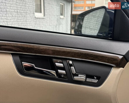 Синий Мерседес С Класс, объемом двигателя 2.14 л и пробегом 151 тыс. км за 22000 $, фото 11 на Automoto.ua