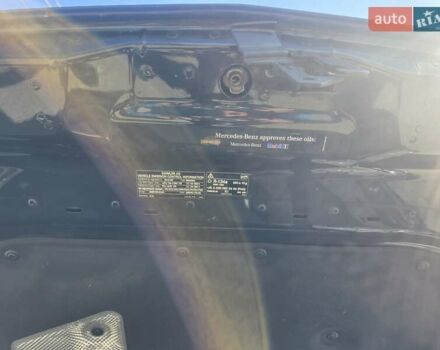 Синий Мерседес С Класс, объемом двигателя 3 л и пробегом 180 тыс. км за 50000 $, фото 2 на Automoto.ua