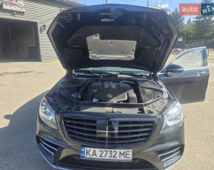 Синий Мерседес С Класс, объемом двигателя 3 л и пробегом 180 тыс. км за 50000 $, фото 3 на Automoto.ua