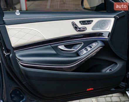 Синий Мерседес С Класс, объемом двигателя 3.98 л и пробегом 120 тыс. км за 47777 $, фото 38 на Automoto.ua