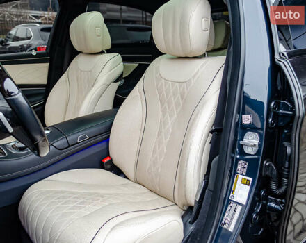 Синий Мерседес С Класс, объемом двигателя 3.98 л и пробегом 120 тыс. км за 47777 $, фото 30 на Automoto.ua