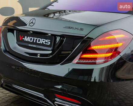 Синий Мерседес С Класс, объемом двигателя 3.98 л и пробегом 120 тыс. км за 47777 $, фото 14 на Automoto.ua