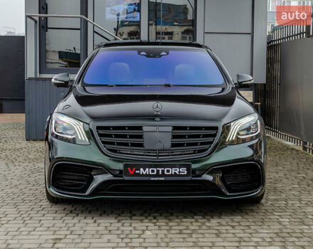 Синий Мерседес С Класс, объемом двигателя 3.98 л и пробегом 120 тыс. км за 47777 $, фото 4 на Automoto.ua