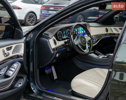 Синий Мерседес С Класс, объемом двигателя 3.98 л и пробегом 120 тыс. км за 47777 $, фото 19 на Automoto.ua