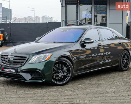 Синий Мерседес С Класс, объемом двигателя 3.98 л и пробегом 120 тыс. км за 47777 $, фото 1 на Automoto.ua