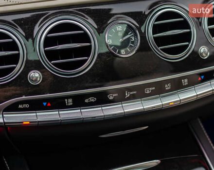 Синий Мерседес С Класс, объемом двигателя 3.98 л и пробегом 120 тыс. км за 47777 $, фото 27 на Automoto.ua