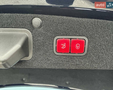 Синий Мерседес С Класс, объемом двигателя 3 л и пробегом 84 тыс. км за 53000 $, фото 36 на Automoto.ua