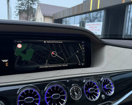 Синий Мерседес С Класс, объемом двигателя 3.98 л и пробегом 43 тыс. км за 63000 $, фото 36 на Automoto.ua