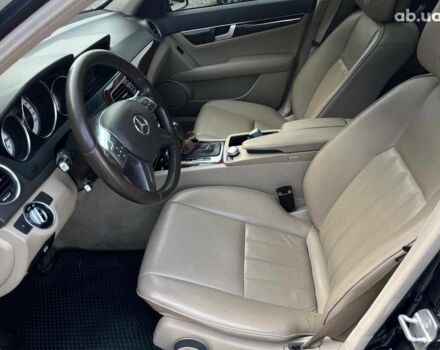 Синій Мерседес С Клас, об'ємом двигуна 2.2 л та пробігом 173 тис. км за 12390 $, фото 17 на Automoto.ua