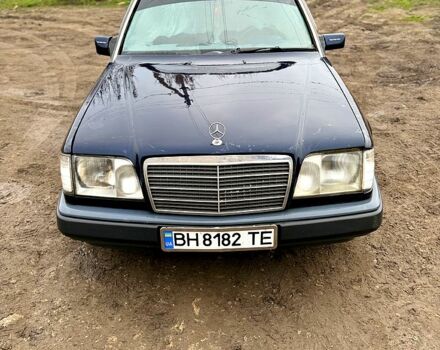 Синий Мерседес С Класс, объемом двигателя 2.8 л и пробегом 123 тыс. км за 2200 $, фото 1 на Automoto.ua