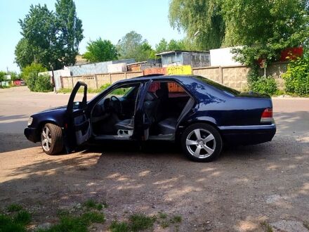 Синий Мерседес С Класс, объемом двигателя 3.4 л и пробегом 424 тыс. км за 5700 $, фото 1 на Automoto.ua