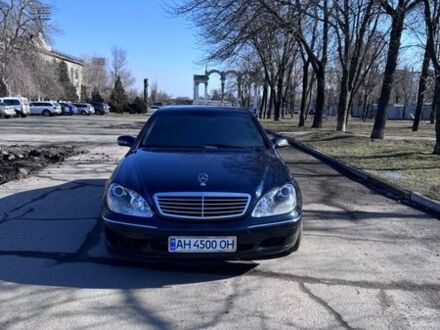 Синий Мерседес С Класс, объемом двигателя 4.97 л и пробегом 233 тыс. км за 7000 $, фото 1 на Automoto.ua