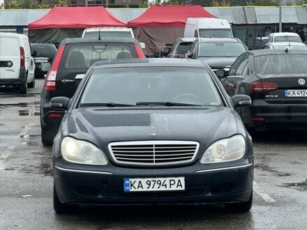 Синій Мерседес С Клас, об'ємом двигуна 3.2 л та пробігом 170 тис. км за 2503 $, фото 1 на Automoto.ua