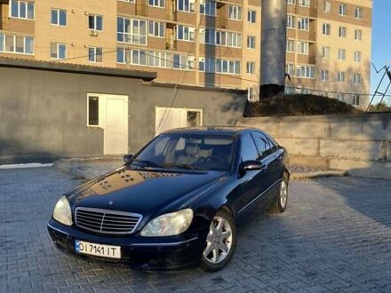 Мерседес С Клас 2001 у Вінниці на Automoto.ua Синій Мерседес С Клас, об'ємом двигуна 4 л та пробігом 417 тис. км за 4500 $, фото 1 на Automoto.ua