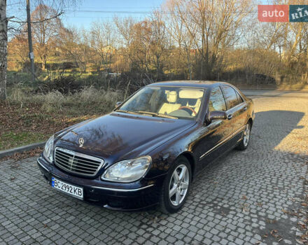 Синій Мерседес С Клас, об'ємом двигуна 4 л та пробігом 484 тис. км за 8999 $, фото 1 на Automoto.ua