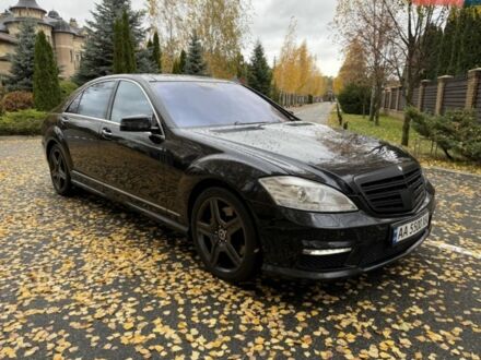 Синій Мерседес С Клас, об'ємом двигуна 5.5 л та пробігом 238 тис. км за 13999 $, фото 1 на Automoto.ua