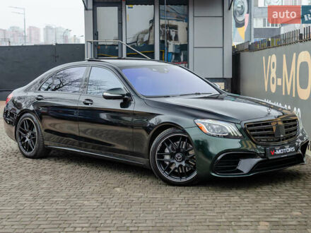 Синий Мерседес С Класс, объемом двигателя 3.98 л и пробегом 120 тыс. км за 47777 $, фото 1 на Automoto.ua