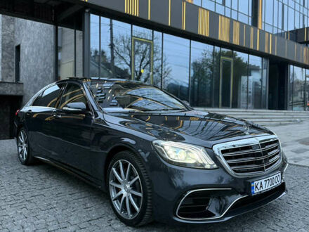 Синий Мерседес С Класс, объемом двигателя 3.98 л и пробегом 43 тыс. км за 63000 $, фото 1 на Automoto.ua