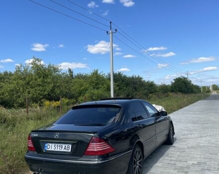 Зеленый Мерседес С Класс, объемом двигателя 5 л и пробегом 300 тыс. км за 3999 $, фото 7 на Automoto.ua