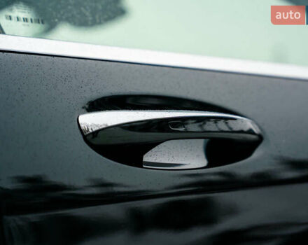 Зелений Мерседес С Клас, об'ємом двигуна 3 л та пробігом 17 тис. км за 80000 $, фото 24 на Automoto.ua